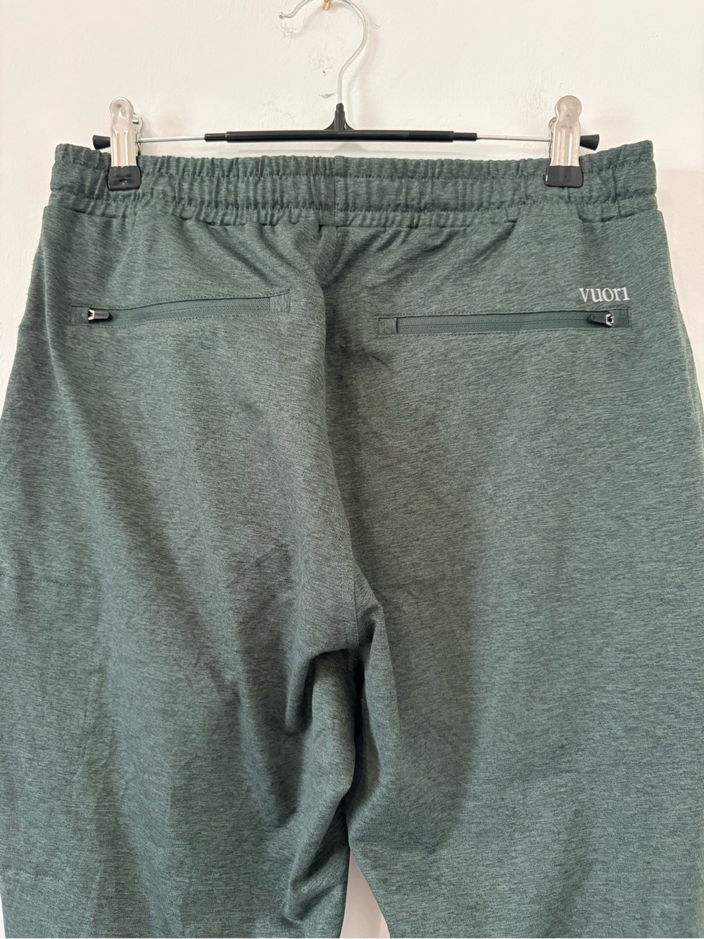 Vuori Sunday Performance Jogger Sz Small Heather Agate Green EUC - Picture 8 of 9